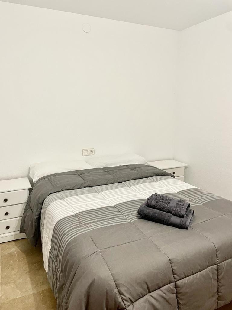 Apartamento, Piscina Y Parking Granada Tico Medina Bagian luar foto
